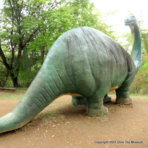 水戸市森林公園のブロントサウルス