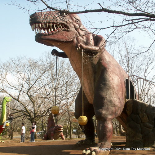 八坂公園のティラノサウルス