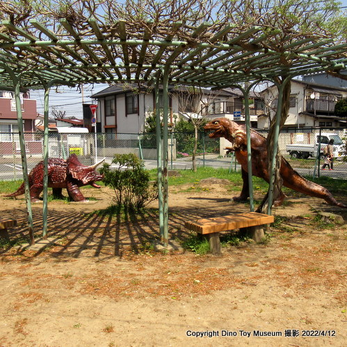 中島公園のミニサイズ ティラノサウルス