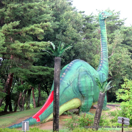 茶臼山恐竜公園のディプロドクス