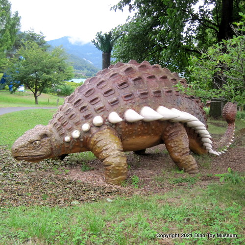 茶臼山恐竜公園のアンキロサウルス