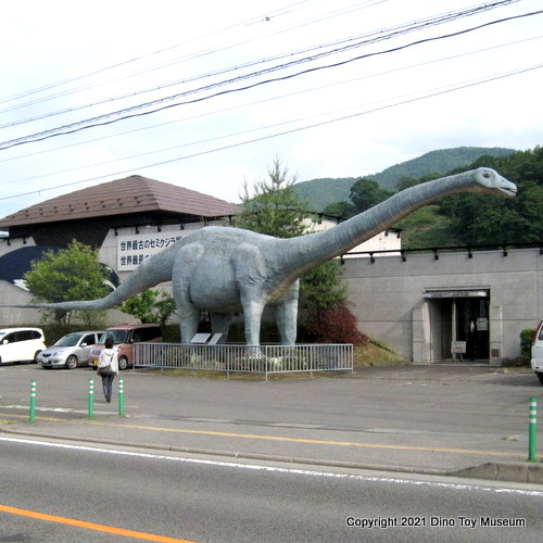 信州新町化石博物館のディプロドクス