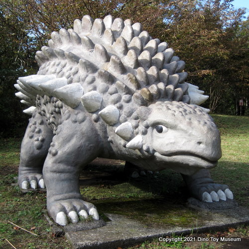 小室山公園　恐竜広場のアンキロサウルス