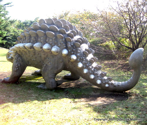 小室山公園　恐竜広場のアンキロサウルス