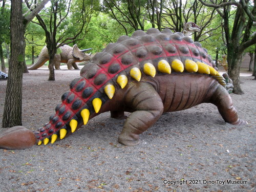 豊橋総合動植物公園　自然史博物館　のんほいパークのアンキロサウルス