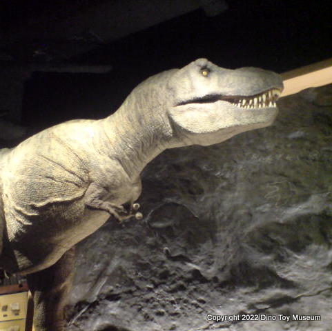 富山市科学博物館の動くティラノサウルス