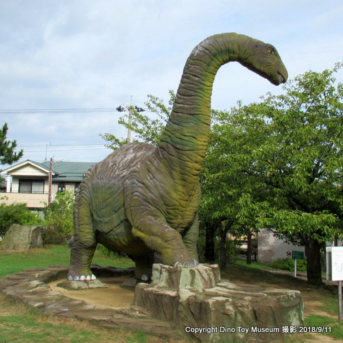 ハマナス恐竜公園のアパトサウルス