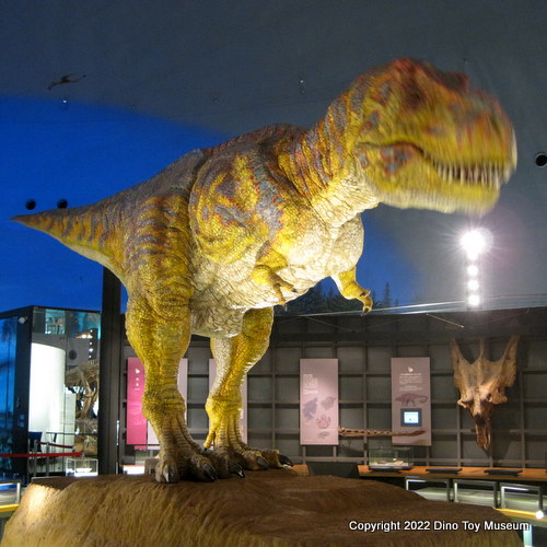 福井県立恐竜博物館の動刻恐竜ティラノサウルス
