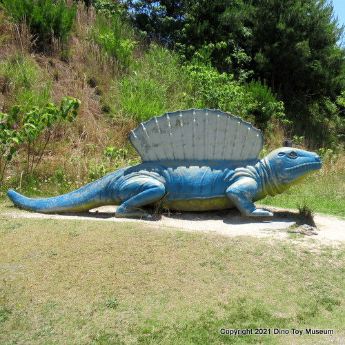 蜂ヶ峯総合公園・恐竜の森のエダフォサウルス
