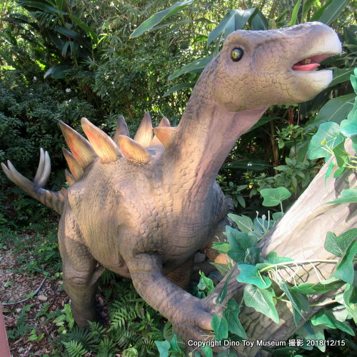 DINO恐竜PARK やんばる亜熱帯の森（御菓子御殿 名護店）の恐竜大集合！（その２）