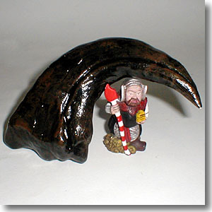 �f�B�m�j�N�X�̒�