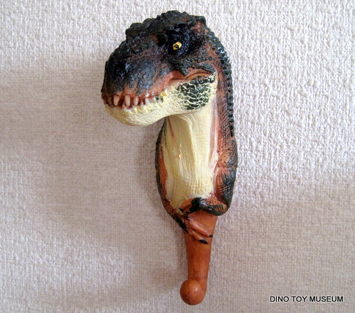 �e�B���m�T�E���X