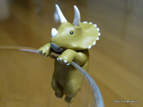 �g���P���g�v�X